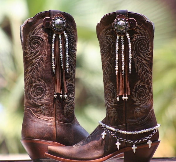 How to Personalize Cowboy Boots With Western Boot Jewelry